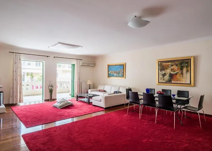 Spacious 3Bedroom Apartment Nafplion